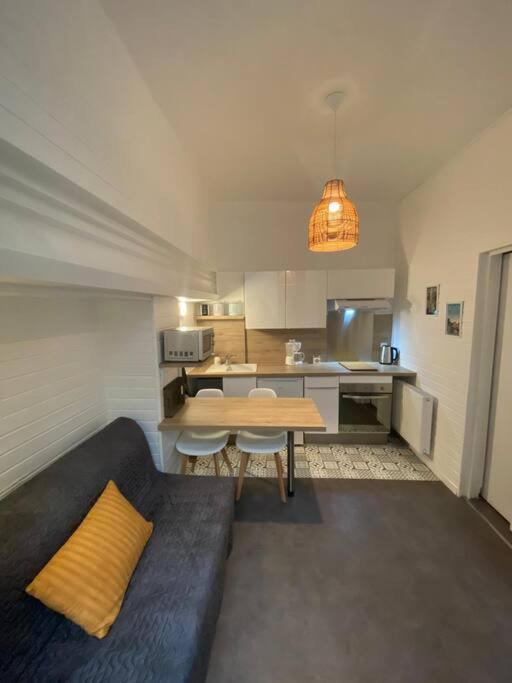 Au Coeur De Rouen - Studio Cosy, Calme, Proche Gare Apartment Exterior photo